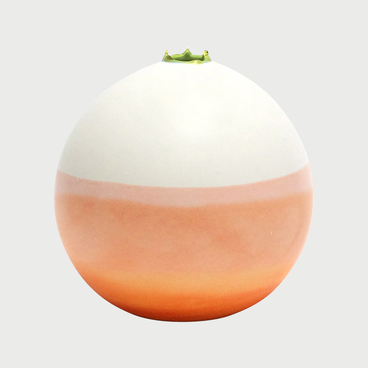 Medium orbit vase
