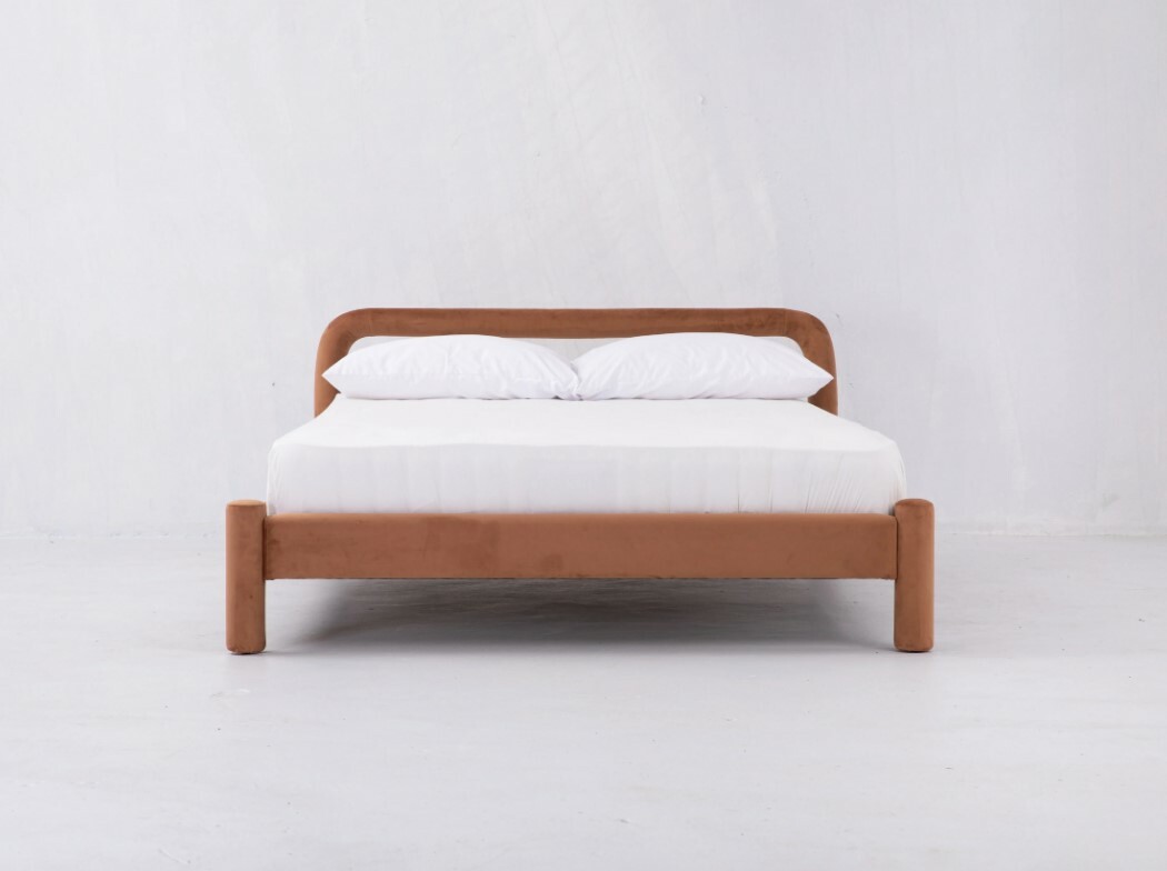 Temi Platform Bed