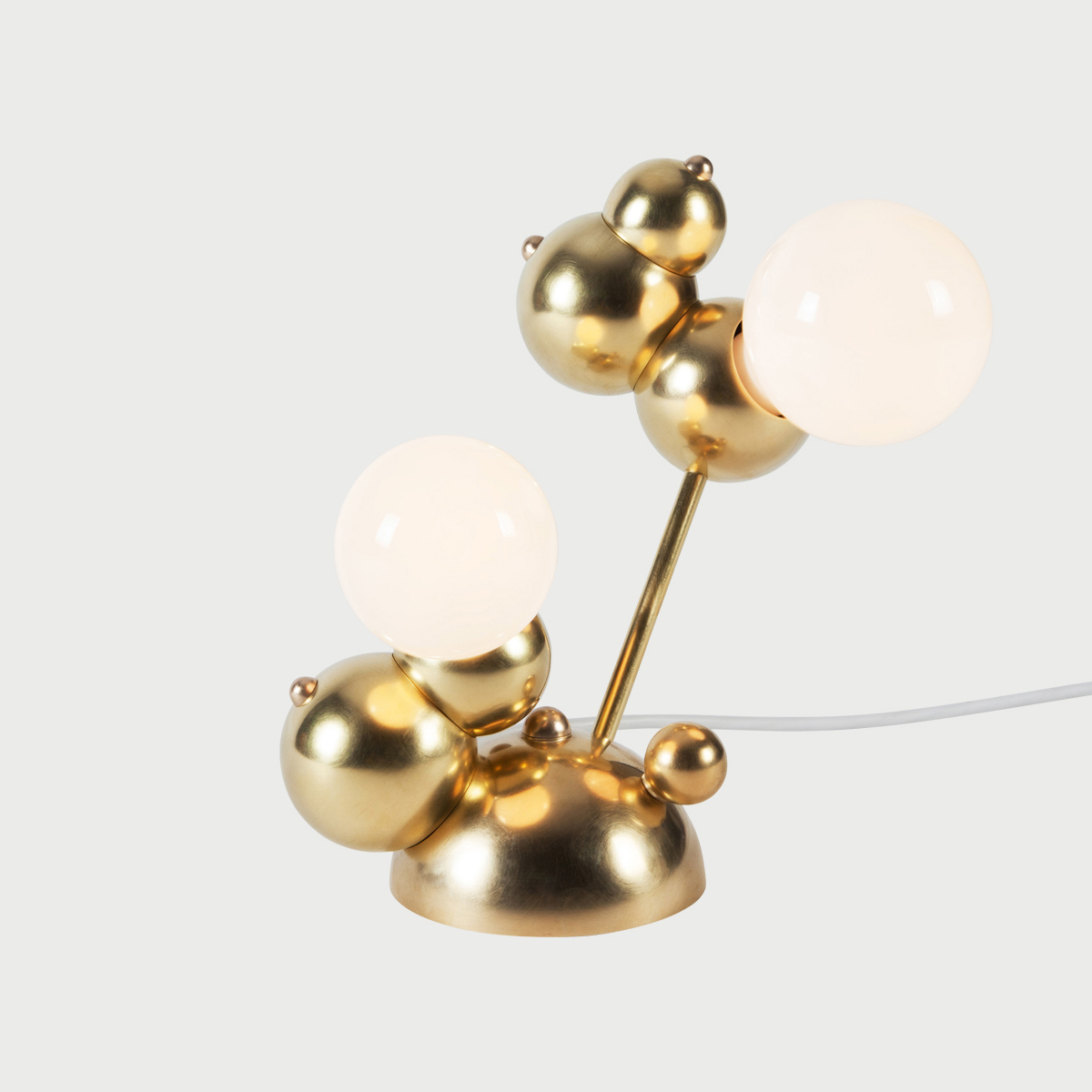 Rosielistudio bubbly 02table satinbrass 01